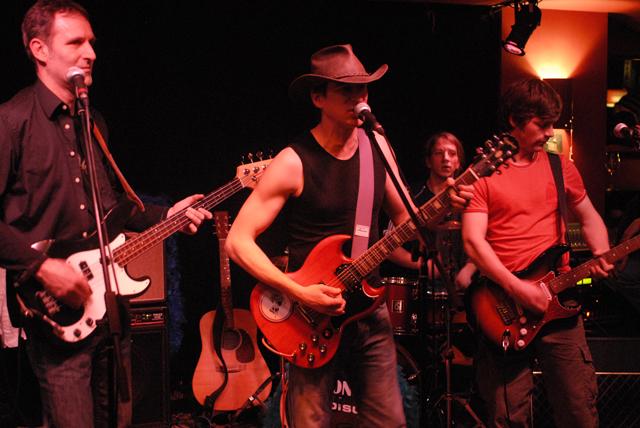 Die Band hat Spaß im Oxident